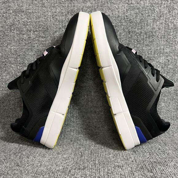 On Running The Roger Spin Shoes Womens Size 10 Black White CloudTec Sneakers - Picture 6 of 9